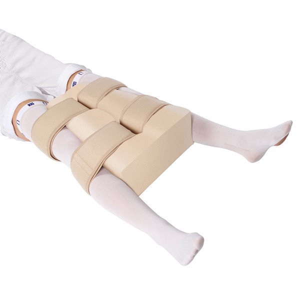 Подушка ортопедическая для ног абдуктор Lum F-529